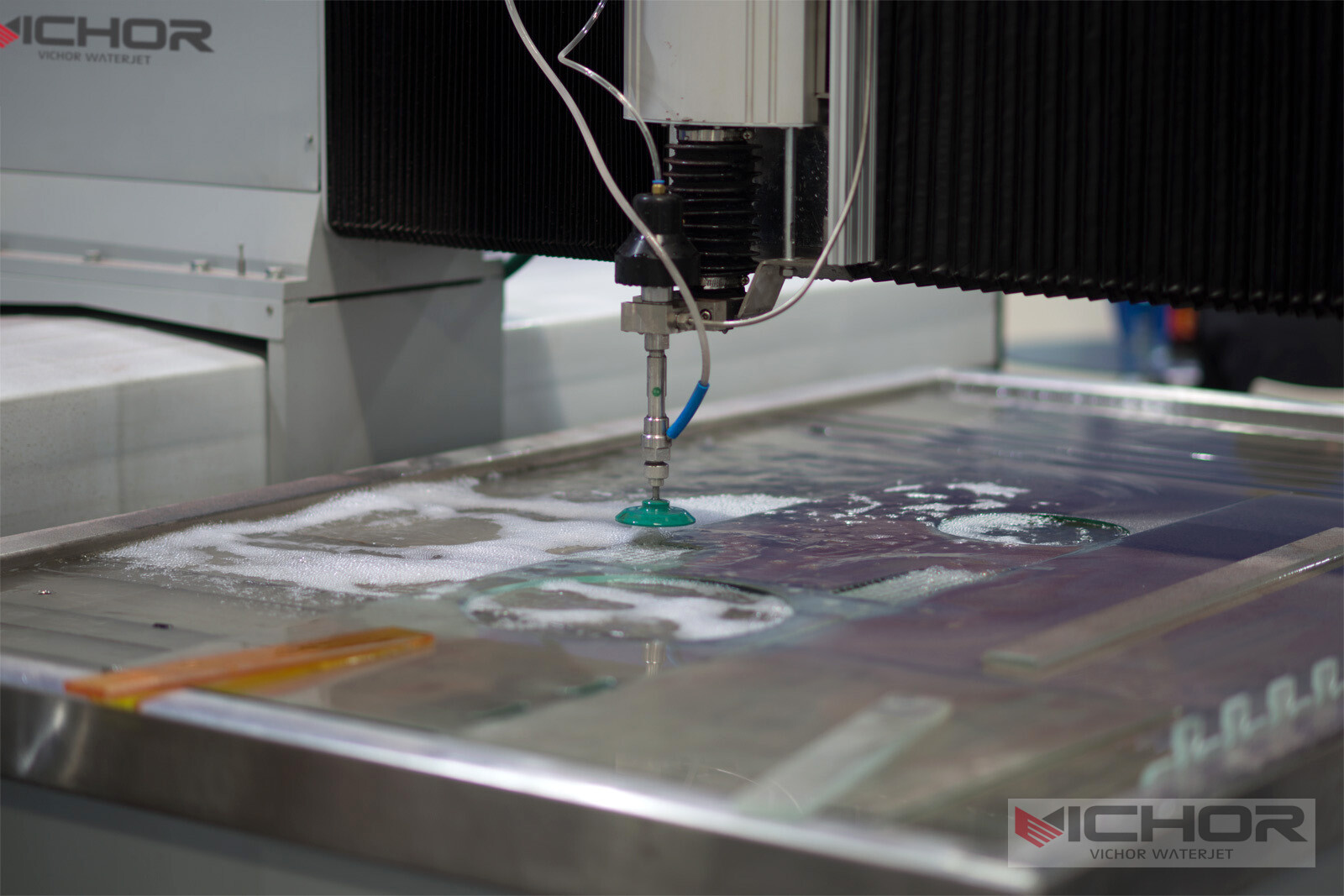 waterjet cutting machines manufacturers for frozen foods